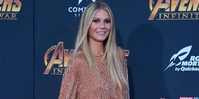Gwyneth Paltrow & Brad Falchuk Dikabarkan Sudah Resmi Menikah