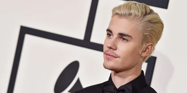 Habis Marahi Fans, Justin Bieber Pesta Bareng 12 Wanita Cantik