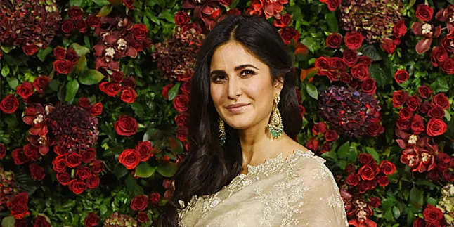 Hadiahi Diri Sendiri, Katrina Kaif Beli Mobil SUV Mewah Berharga Miliaran Hadiahi Diri Sendiri, Katrina Kaif Beli Mobil SUV Mewah Berharga Miliaran