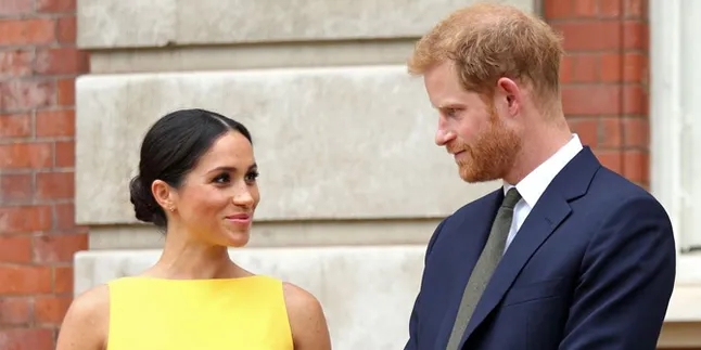 Hadiri Acara Pembaptisan Pangeran Louis, Meghan Markle Tampil Cantik