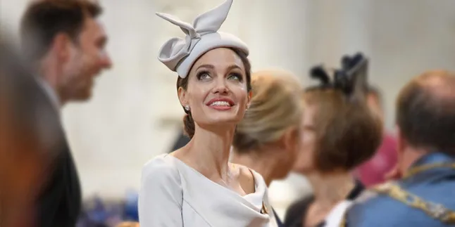 Hadiri Event Penting, Angelina Jolie & 4 Anaknya Dandan Kompak