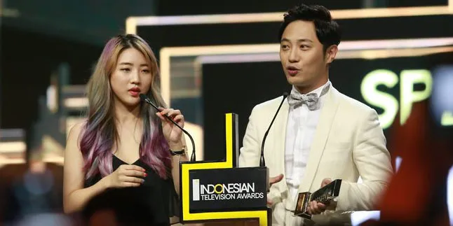 Hadiri 'ITAwards 2016' Jin Goo Didampingi Youtubers Han Yoora