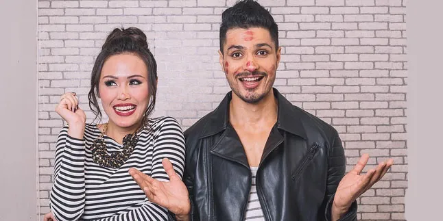 Hadiri Launch Party, Vin Rana dan Nita Sofiani Umbar Kemesraan Hadiri Launch Party, Vin Rana dan Nita Sofiani Umbar Kemesraan