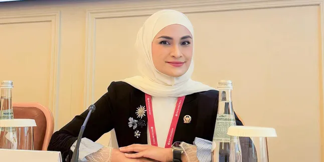 Hadiri Nevsky International Ecological Congress, Putri Zulkifli Hasan Sorot Keterlibatan Generasi Muda Indonesia Jaga Lingkungan Hadiri Nevsky International Ecological Congress, Putri Zulkifli Hasan Sorot Keterlibatan Generasi Muda Indonesia Jaga Lingkungan
