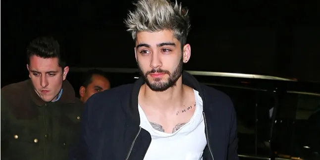 Hah, Zayn Malik Keluar Dari 1D Gara-Gara 'Dibisiki' Alien? Hah, Zayn Malik Keluar Dari 1D Gara-Gara 'Dibisiki' Alien?