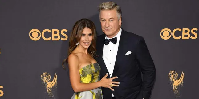 Hamil 4 Bulan, Hilaria Istri Alec Baldwin Alami Keguguran untuk ke-2 Kalinya Hamil 4 Bulan, Hilaria Istri Alec Baldwin Alami Keguguran untuk ke-2 Kalinya