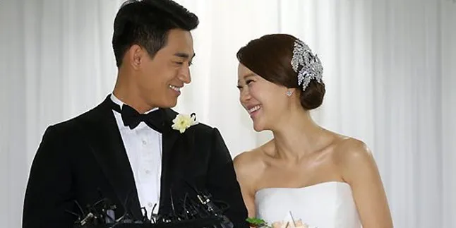 Hamil 4 Bulan, Penyanyi Baek Ji Young Keguguran