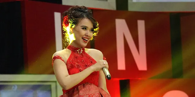 Hamil 8 Bulan, Winda Idol Curi-Curi Pakai High Heels