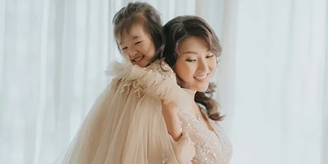 Hamil Anak Kedua, Begini Pesan Sarwendah Untuk Thalia yang Akan Jadi Kakak