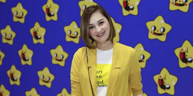 Hamil Anak Keempat, Mona Ratuliu Nggak Nyangka Diberi Rezeki Lagi