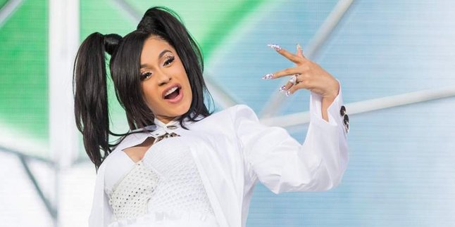 Hamil Besar, Cardi B Guncang Coachella 2018!