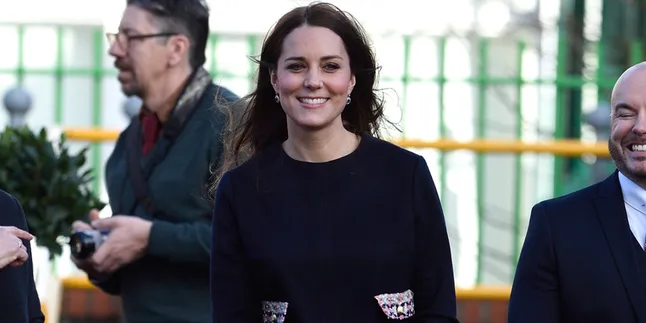 Hamil Enam Bulan, Sebesar Apa Sih Perut Kate Middleton?