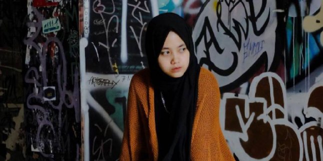 Hanin Dhiya Rilis Single yang Berjudul MARAH