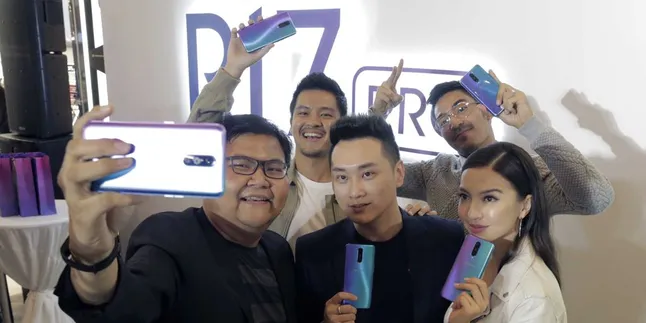 Hanya dengan HP, Rio Motret Mampu Hasilkan Foto yang Indah di Malam Hari