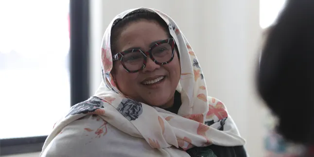 Harapan Besar Nunung Jalani Rehab Pasca Terjerat Kasus Narkoba Harapan Besar Nunung Jalani Rehab Pasca Terjerat Kasus Narkoba