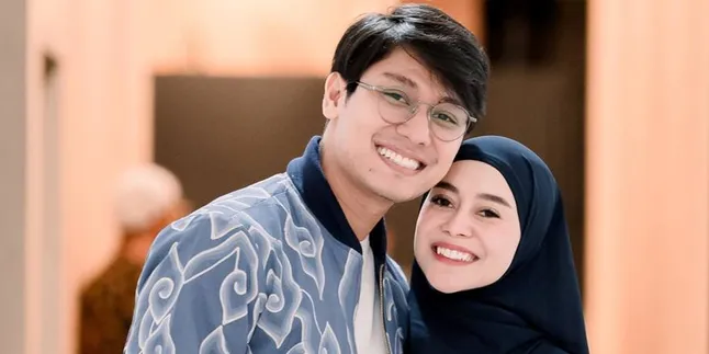 Harapan Rizky Billar di Anniversary Pernikahan yang ke-2, Bisa Bersama Lesti hingga Akhir Hayat Harapan Rizky Billar di Anniversary Pernikahan yang ke-2, Bisa Bersama Lesti hingga Akhir Hayat