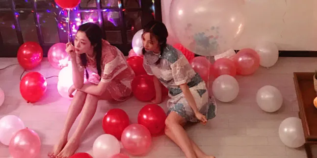 Harga Dress Kembar Sulli - Goo Hara Ternyata Puluhan Juta
