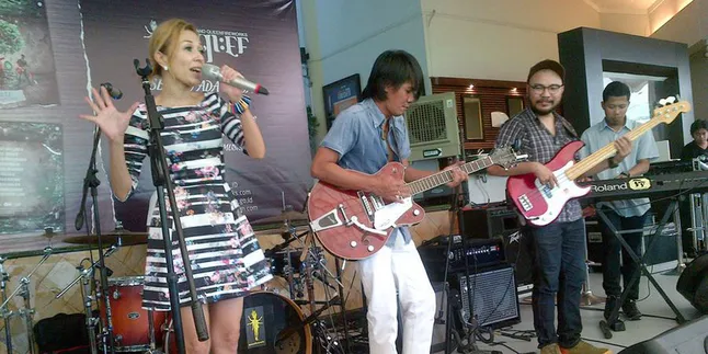 Hargai Moment Pagi, Syaharani Ciptakan Morning Coffee