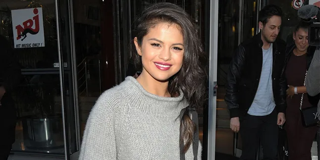 Harganya Miliaran, Inilah Rumah Selena Gomez Yang Akan Dijual