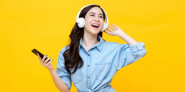 Hari Gini Masih Pakai Kuota Siang-Malam, Bikin Simple dengan Bebas Internetan 24 Jam