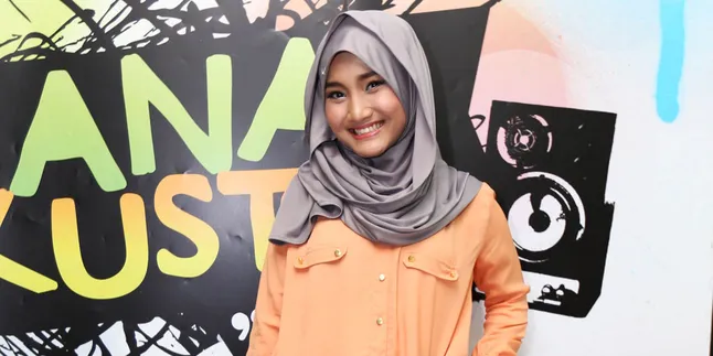 Hari Ini Fatin Syuting Video Klip Bareng The Overtunes! Hari Ini Fatin Syuting Video Klip Bareng The Overtunes!