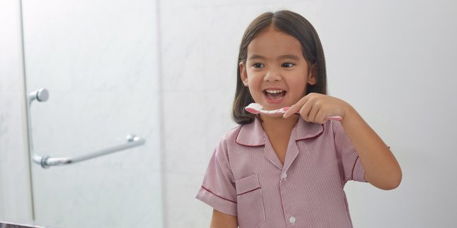 World Oral Health Day is Coming, Let's Become #SmileHeroes and Nominate Your School