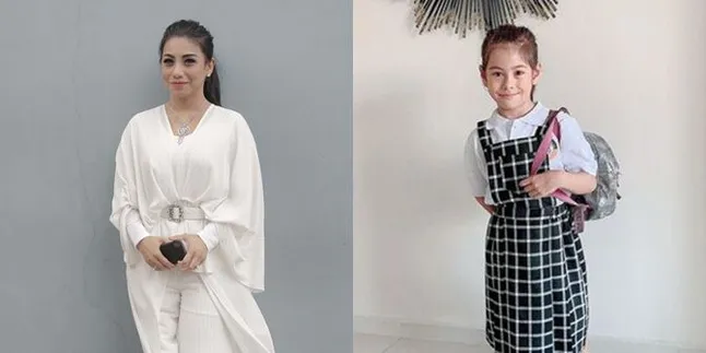 Hari Pertama Masuk Sekolah, Kecantikan Elif Kayla Anak Siti Perk Jadi Sorotan Hari Pertama Masuk Sekolah, Kecantikan Elif Kayla Anak Siti Perk Jadi Sorotan