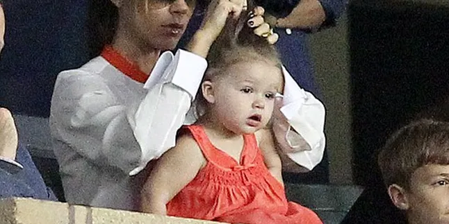 Harper Seven: Come On Daddy, Cetak Gol!
