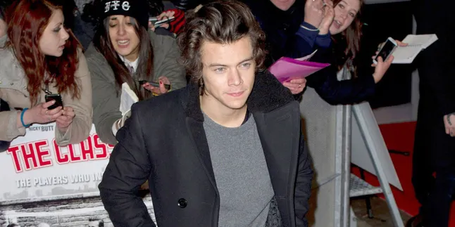 Harry Styles Hadiri Pemutaran 'WISH I WAS HERE' di Sundance Harry Styles Hadiri Pemutaran 'WISH I WAS HERE' di Sundance