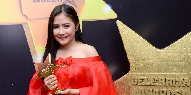 Haru! Ini Persembahan Penggemar Untuk Ultah Prilly Latuconsina