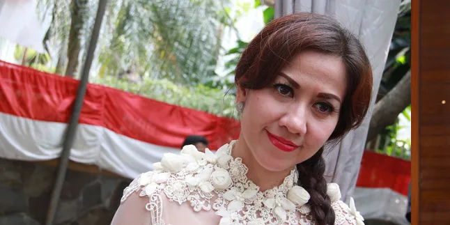 Venna Melinda Tak Masalah Harus Izin Saat Temui Anak Sendiri