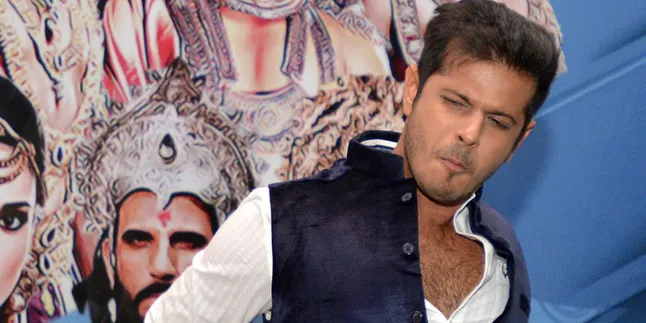 Hati-Hati! Jangan Lakukan Ini Pada Neil Bhatt