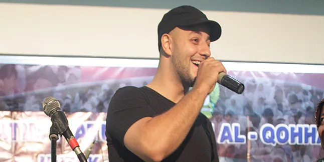 Hati Maher Zain Luluh Oleh Senyuman 2.000 Anak Yatim
