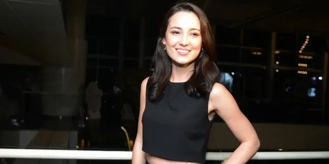 'HEADSHOT' Dibawa ke Festival Film Toronto, Julie Estelle Bahagia 'HEADSHOT' Dibawa ke Festival Film Toronto, Julie Estelle Bahagia
