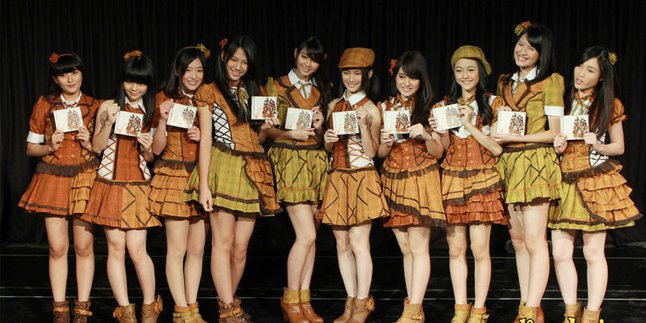 Heavy Rotation - Ponytail to Chochou Jadi Pembuka Konser JKT48