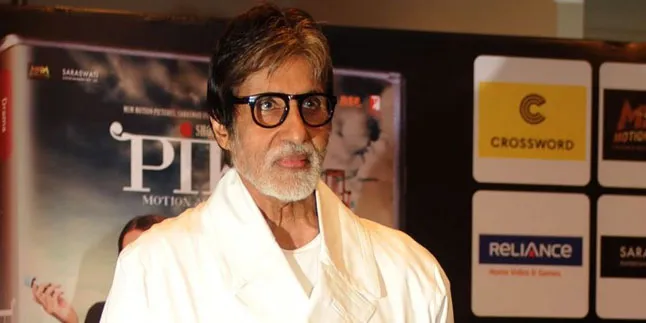 Heboh, Amitabh Bachchan Follow Akun Twitter Situs Dewasa?