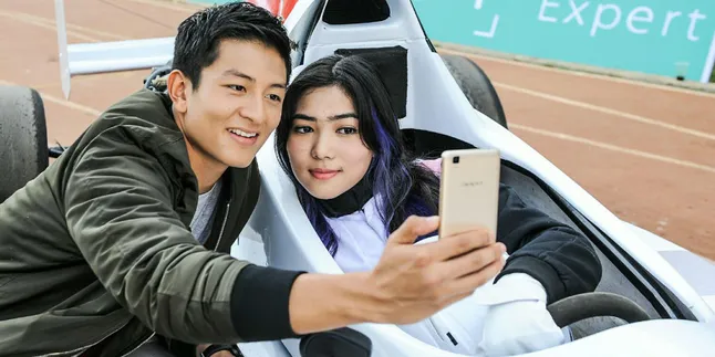 Heboh Isyana dan Rio Haryanto Selfie Bareng!