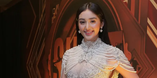 Heboh Ranty Maria Foto Seranjang dengan Rayn Wijaya, Viral di Dunia Maya