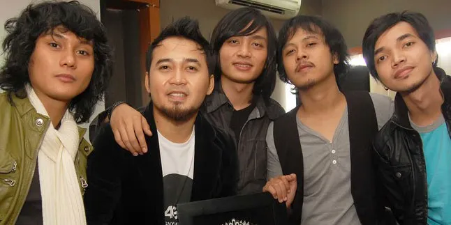 Hello Band, Bangga Berjuang Dari Nol