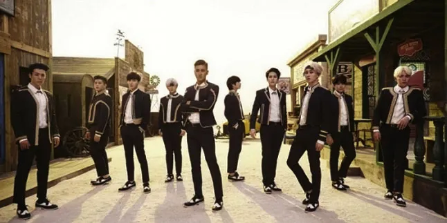 Henry dan Zhoumi Super Junior M Meriahkan Super Show 6 Henry dan Zhoumi Super Junior M Meriahkan Super Show 6