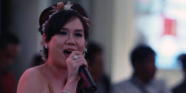 Herna Tan, Pengacara Yang Siap Geluti Dunia Musik