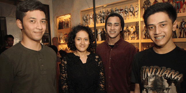 HiVi Ingin Sepanggung Dengan Ariel