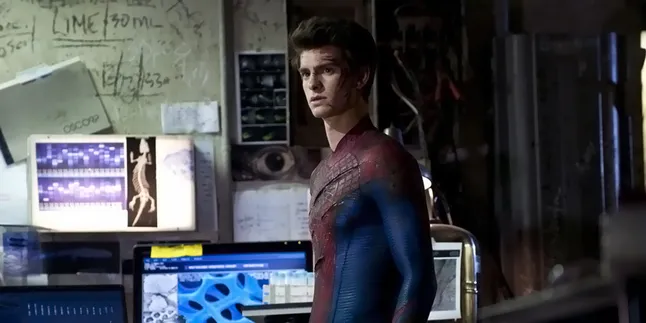 Hibur Anak-Anak, Andrew Garfield Kunjungi Sekolah Dasar!