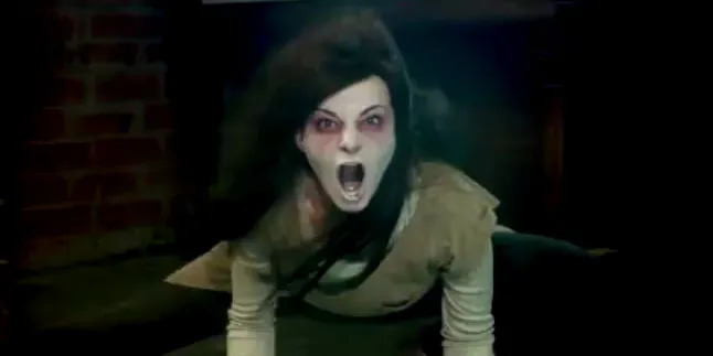 Hii... Boneka Annabelle Tampil di 'A HAUNTED HOUSE 2' Hii... Boneka Annabelle Tampil di 'A HAUNTED HOUSE 2'