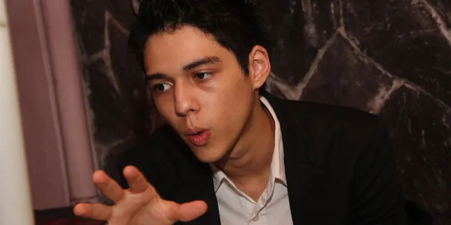 Hijrah Dari Paris, Maxime Bouttier Perankan Orang Padang