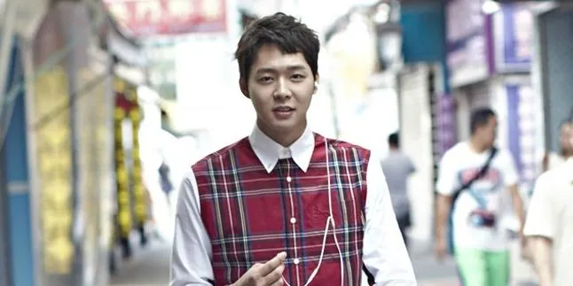 Hiks, Ini Kado Yoochun JYJ Sebelum Berangkat Wajib Militer?
