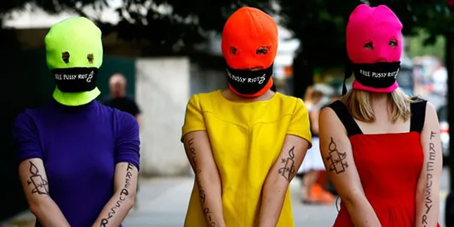 Hina Presiden, 2 Personel Pussy Riot Ditahan, 1 Dibebaskan