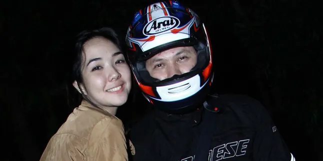 Hindari Ayam, Gading Marten Pernah Jatuh Dari Motor