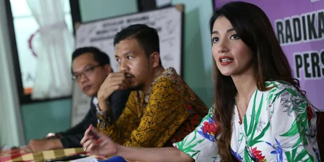 Hingga Saat Ini Atalarik Syach dan Tsania Marwa Masih Berstatus Suami Istri