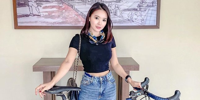 Hobby of Cycling, Wika Salim Talks About the Price of Her Bike and the Benefits of Exercise